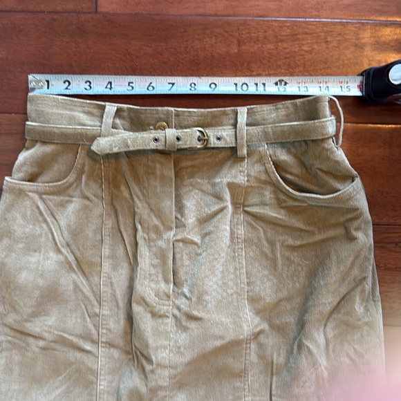 Harve Bernard Size 8 Tan corduroy Skirt - Picture 5 of 7